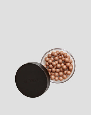 Opaliserende bronzing parelpoeder voor alle huidtypes met een zonovergoten effect van Gosh - 1