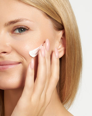 Set cosmetica voor de rijpere huid: dagcrème met SPF 20 en nachtcrème Orphica Clinic - 4