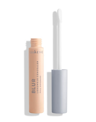 Langhoudende concealer met applicator en een blurrend effect in de kleur Medium van Lumene - 3