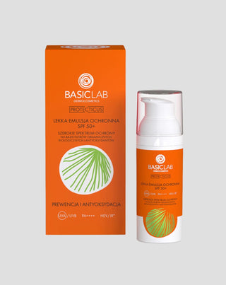 Lichte hydraterende en gladmakende beschermende emulsie SPF 50+ met vitamine A en C BasicLab - 1