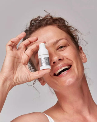 Liftend oog- en ooglid serum met 10% peptidencomplex en ceramiden BasicLab - 2