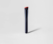 Foundationkwast met afgeschuinde kop en platte borstelharen nr. 7 Say Makeup