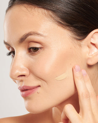 Hydraterende BB-crème SPF 50 voor het gezicht met hyaluronzuur en vitamine C 02 Vanilla Nutridome - 2