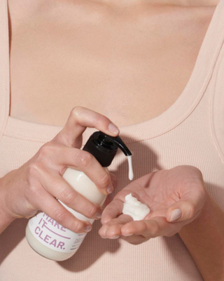 Natuurlijke reinigende emulsie voor het gezicht Make it Clear van Veoli Botanica - 2
