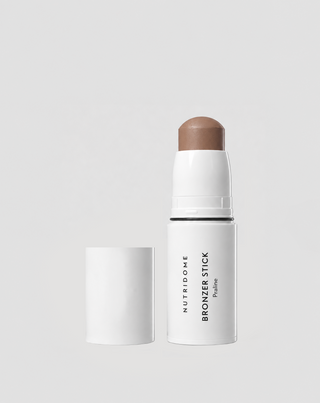 Bronzer in stickvorm voor het gezicht natuurlijk zongebruind effect en precieze contourering Praline Nutridome - 1