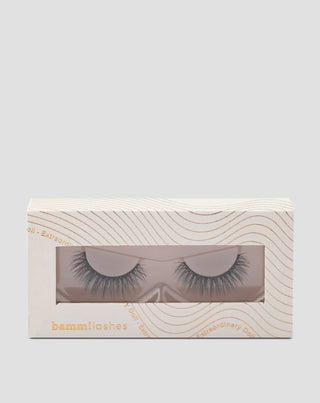 Herbruikbare kunstwimpers op een 2D strip voor een natuurlijk effect, Extraordinary Doll Bamm!Lashes - 1