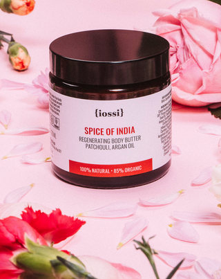 Lichaamsboter met Omega 6 en 9 vetzuren met een kruidig-kruidige geur genaamd \&quot;Spice of India\&quot; van Iossi