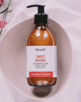 Voedende bodylotion met kokosextract en de geur van sinaasappel en chocolade, genaamd \&quot;Sweet Orange\&quot; van Iossi