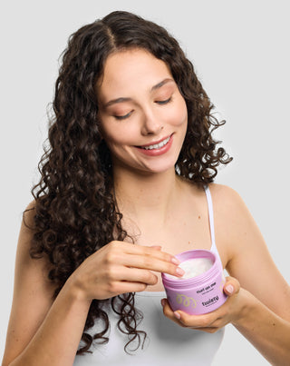 Krulcrème van Twisty geschikt voor het stylen van krullend haar met lijnzaad- en haverextract - 2