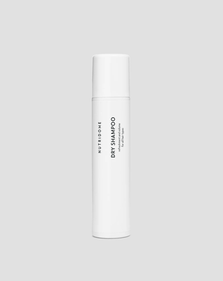 Een droogshampoo van Nutridome voor alle haartypes die de frisheid herstelt en volume toevoegt - 1