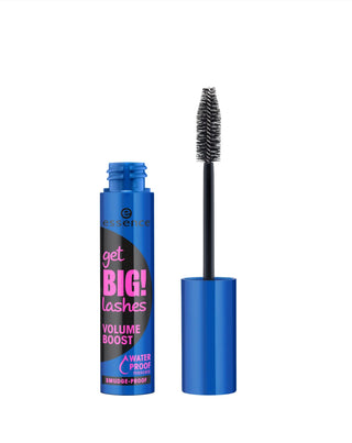 Get Big! is een waterbestendige mascara die de wimpers verdikt wimpers Volume Boost Essence