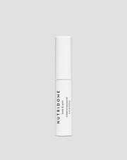 Verdikkende en versterkende wenkbrauwconditioner met groene thee-extract van Nutridome