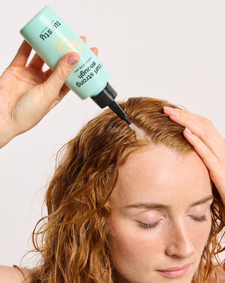 Set van siliconen hoofdhuidmassageborstel + enzymatische peeling voor reiniging en stimulatie van de microcirculatie van de hoofdhuid Twisty - 2